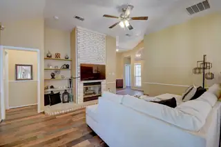 8316 CALLE SOQUELLE NE Living Room