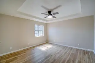 5143 Gaviota NW Living Room