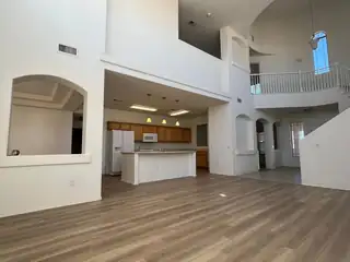 828 Loma Pinon Loop NE 