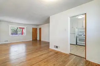 617 CALIFORNIA Street SE 