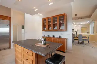 65 Twin Arrow Drive Kitchen