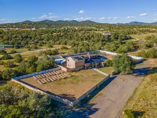 16 RAEL CUTOFF Road Exterior Front