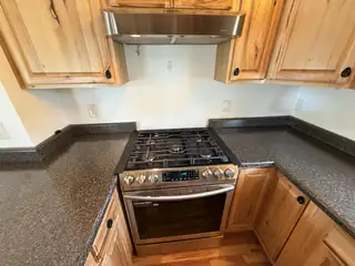 88 EL CASO Road Kitchen