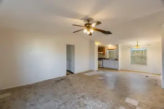 209 WESTCOURT Place NW 