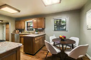 2830 RIO BRAVO Boulevard SW Kitchen