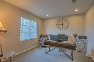 2912 KINGS CANYON Loop NE Home Office