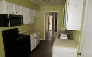 8216 BRET Place NE Kitchen