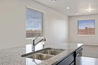 4234 VIA DE VENTURA Kitchen