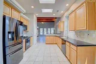 8927 DESERT FOX Way NE Kitchen