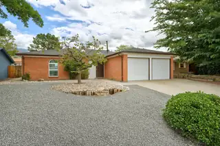 1708 Kirby Street NE Exterior Front