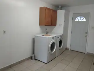 3513 CREST Avenue SE 