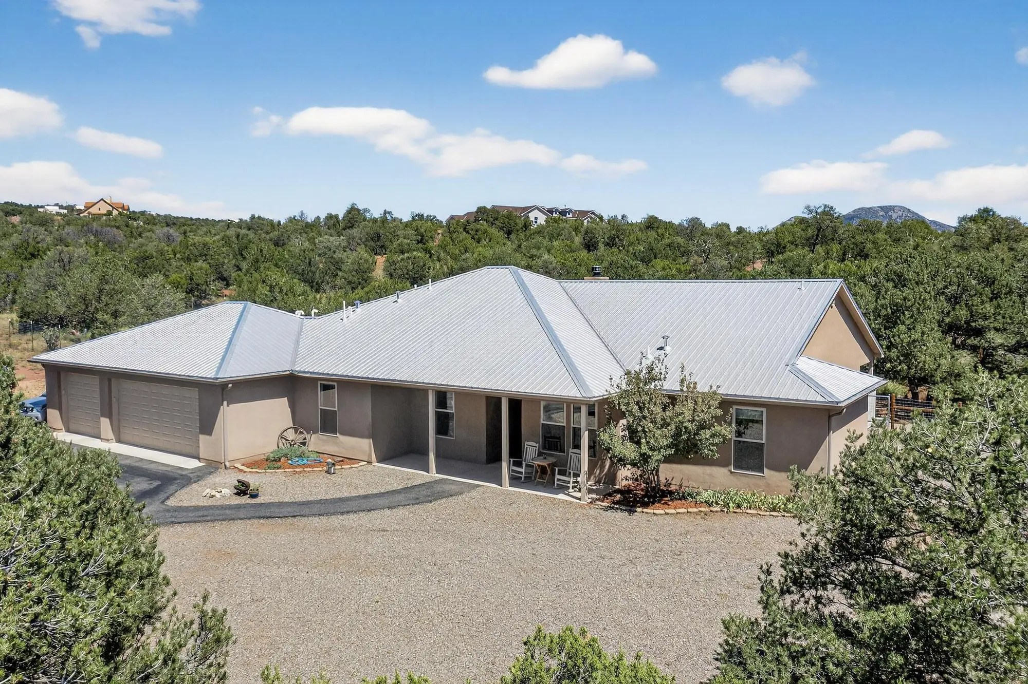 32 EXPRESS Boulevard