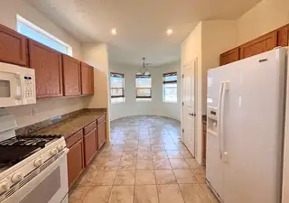 531 RIO CHAMA Circle SW Kitchen