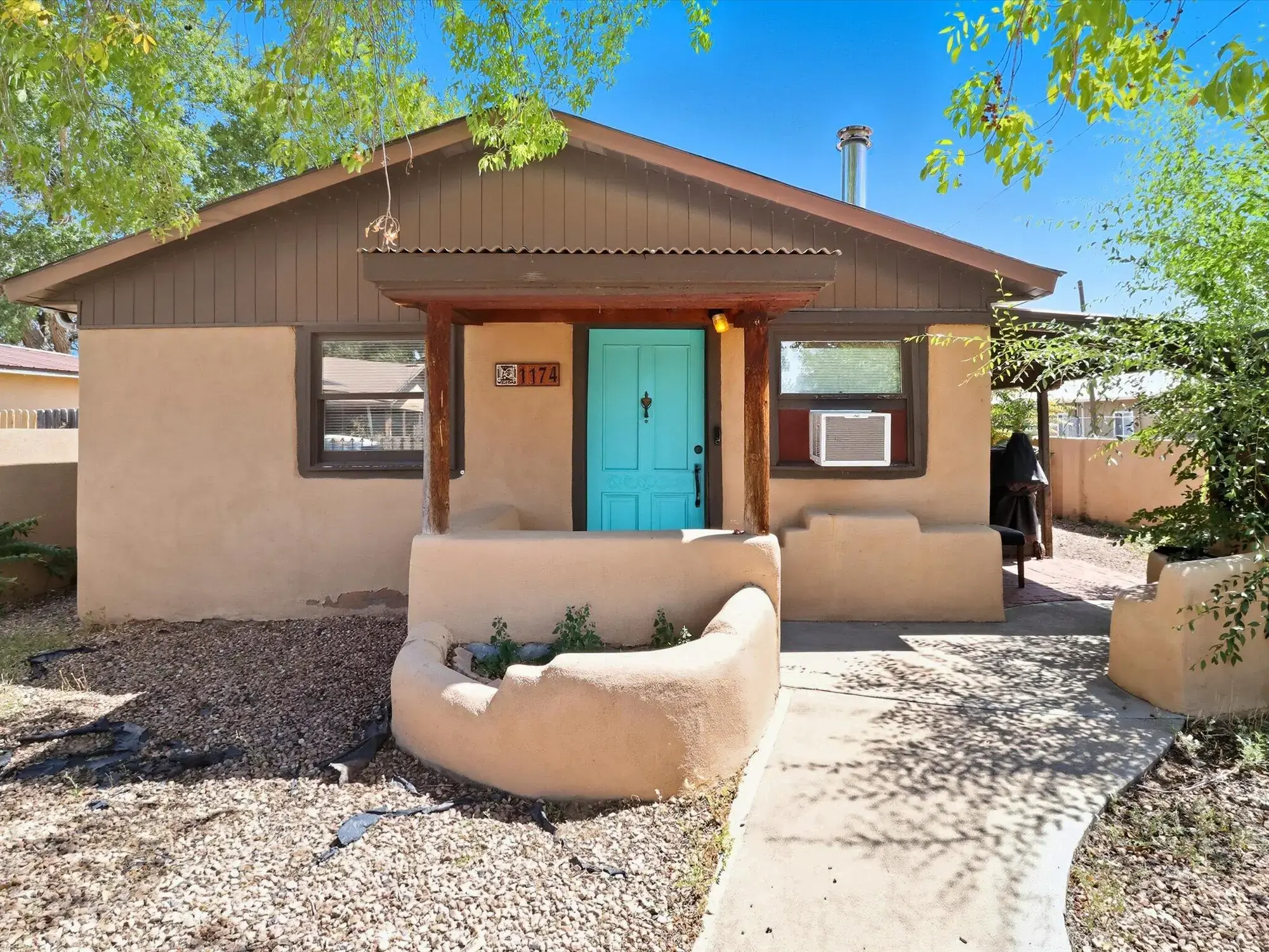 1174 CALLE SAN LORENZO