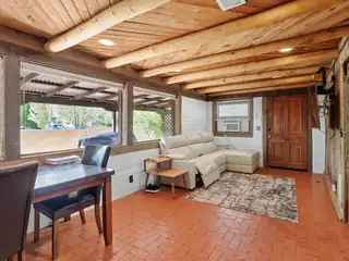 1174 CALLE SAN LORENZO 