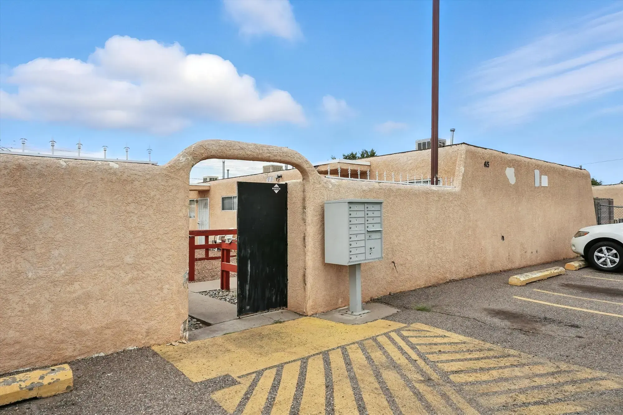 415 WISCONSIN Street NE