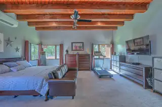 23 Senda Corvo Bedroom