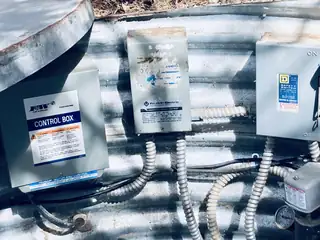 5 Sycamore Drive Garage