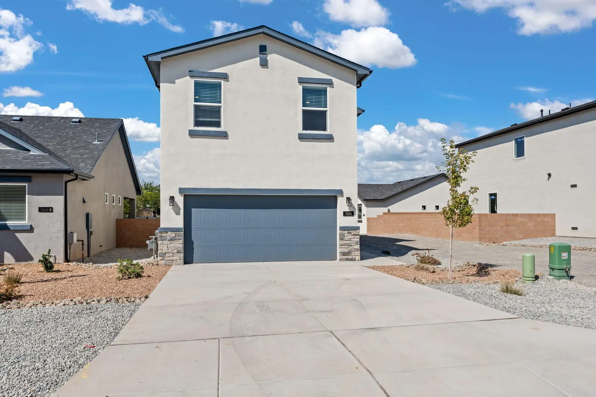 388 PECOS Loop SE
