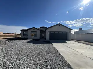 716 2nd Street NE, Rio Rancho 
