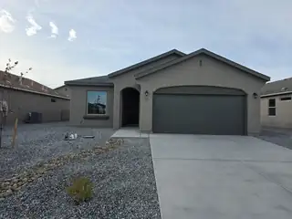 18 Avenida Merida, Los Lunas