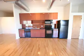 400 COPPER Avenue NE 201 Kitchen