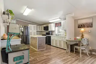 1205 10TH Street NW Kitchen