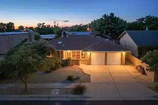 6960 CHERRY HILLS Loop NE, Albuquerque