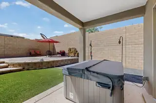 5204 BULLSEYE Road NE Backyard