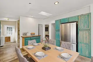 8 RAMPART Road Dining Room