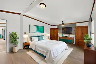 8 RAMPART Road Bedroom