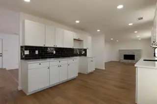 12008 GOLDEN GATE Avenue NE Kitchen