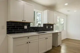 12008 GOLDEN GATE Avenue NE Kitchen