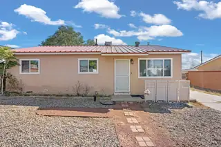 420 69TH Street SW, Albuquerque