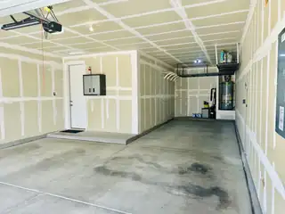 9104 CAMBRILS Drive NW Garage