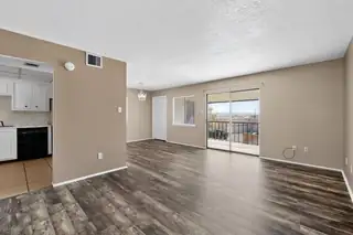 901 COUNTRY CLUB Drive SE F Living Room