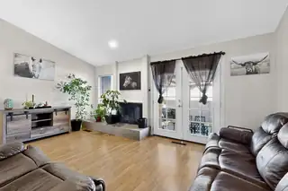 5129 CAMINO VISTA NW Living Room