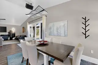 19 Eastview Lane Dining Room