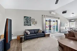 19 Eastview Lane Living Room