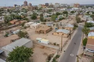 516 MARBLE Avenue NE 