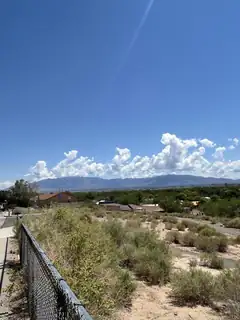 5219 LA BAJADA Road NW 