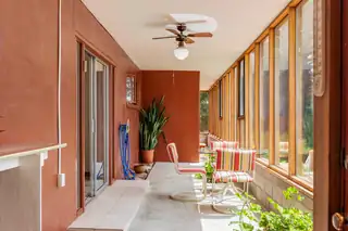 710 W IVERNESS Avenue Patio