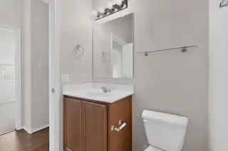 11004 FORT POINT Lane NE c Kitchen