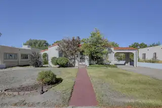 205 SAN PASQUALE Avenue SW Exterior Front