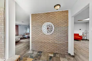 11501 GOLDEN GATE Avenue NE Living Room