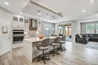 8704 La Pradera Way NE Kitchen