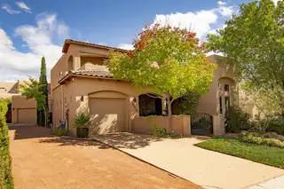 8300 VISALIA Way NE, Albuquerque