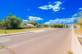 344 LOS LENTES Road SE 