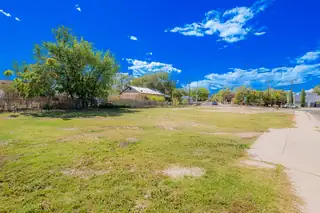 344 LOS LENTES Road SE 