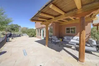 4 CAMINO MESTENO Patio